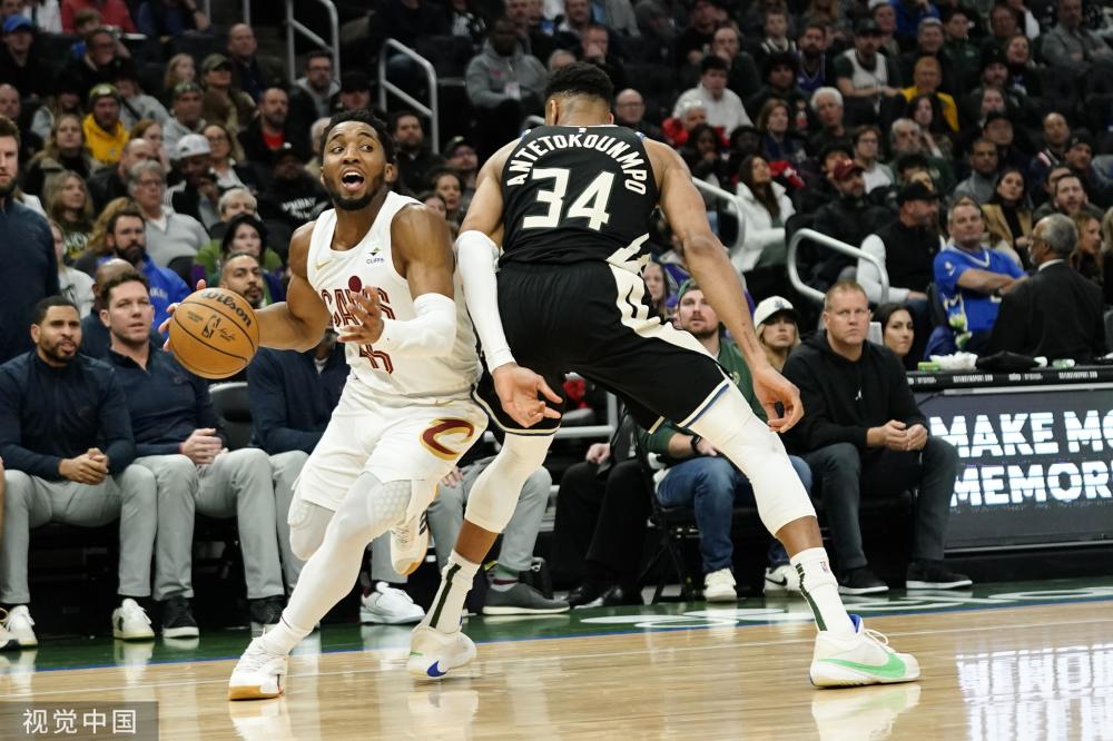 了一个有趣 了一个有趣